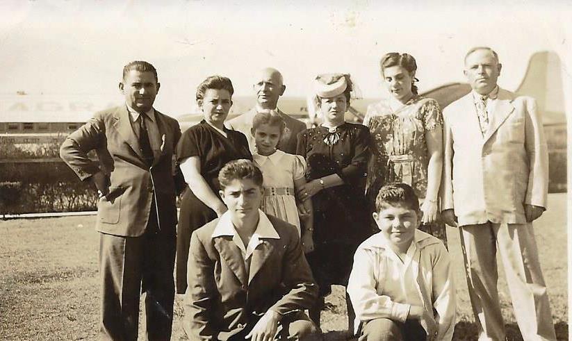 Con familia Grobman, Lima, Peru, 1948